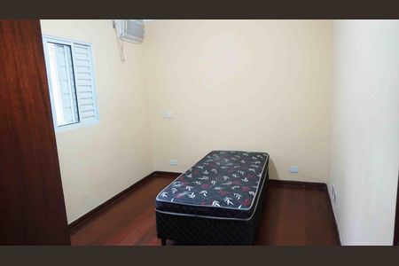Casa de condomínio à venda com 395m², 2 quartos e 4 vagas Casa de condomínio à venda com 395m², 2 quartos e 4 vagasQuarto