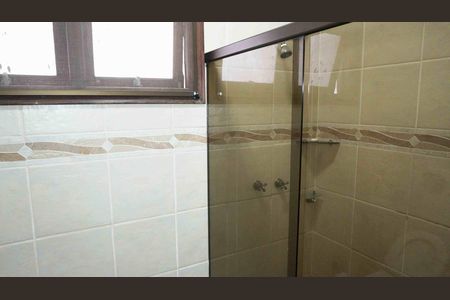 Casa de condomínio à venda com 395m², 2 quartos e 4 vagas Casa de condomínio à venda com 395m², 2 quartos e 4 vagasBanheiro