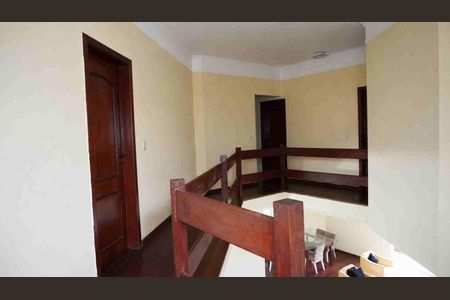 Casa de condomínio à venda com 395m², 2 quartos e 4 vagas Casa de condomínio à venda com 395m², 2 quartos e 4 vagasPiso Superior
