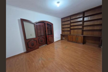 Casa à venda com 4 quartos, 498m² em Jardim Sao Bento, São Paulo