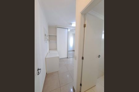 Apartamento à venda com 122m², 3 quartos e 2 vagas Apartamento à venda com 122m², 3 quartos e 2 vagasQUARTO