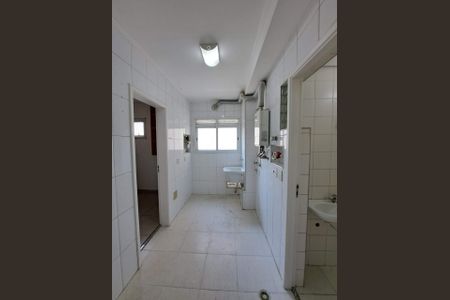 Apartamento à venda com 122m², 3 quartos e 2 vagas Apartamento à venda com 122m², 3 quartos e 2 vagasLAVANDERIA