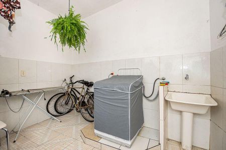 Casa à venda com 412m², 4 quartos e 2 vagas