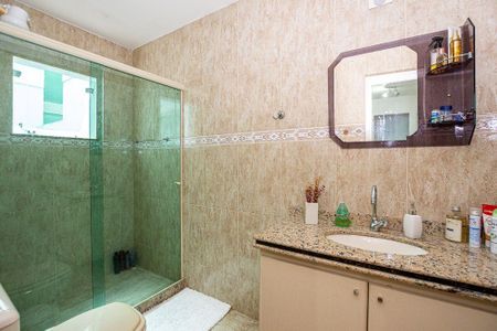 Casa à venda com 412m², 4 quartos e 2 vagas