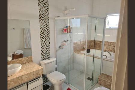 Casa à venda com 3 quartos, 249m² em Colina dos Pinheiros, Valinhos