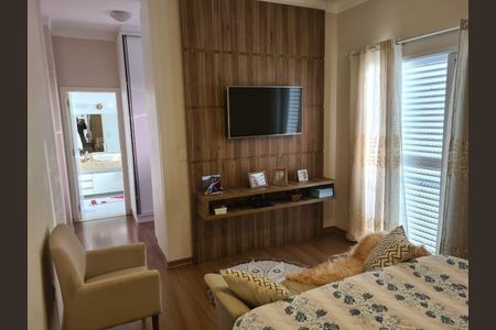 Casa à venda com 3 quartos, 249m² em Colina dos Pinheiros, Valinhos