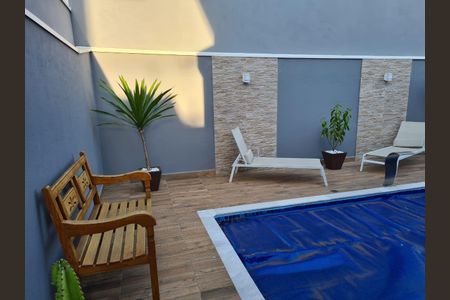 Casa à venda com 249m², 3 quartos e 4 vagas