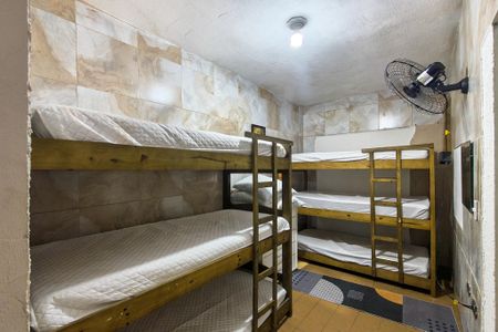 Casa para alugar com 100m², 2 quartos e 1 vaga Casa para alugar com 100m², 2 quartos e 1 vagaSuite 2