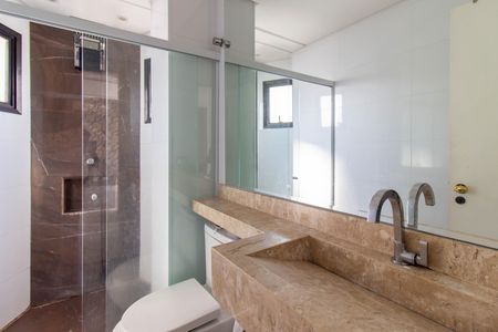 Apartamento para alugar com 75m², 2 quartos e 1 vaga Apartamento para alugar com 75m², 2 quartos e 1 vagaBanheiro