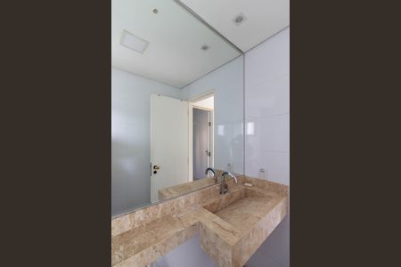 Apartamento para alugar com 75m², 2 quartos e 1 vaga Apartamento para alugar com 75m², 2 quartos e 1 vagaBanheiro
