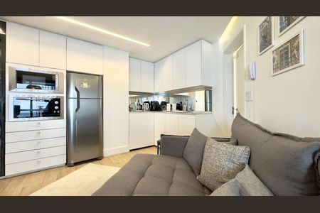 Cozinha de apartamento à venda com 1 quarto, 40m² em Itaim Bibi, São Paulo