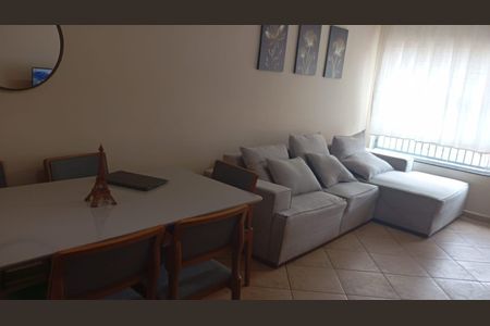 Foto 02 de casa à venda com 3 quartos, 120m² em Jardim Nossa Senhora do Carmo, São Paulo
