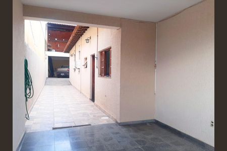 Casa para alugar com 180m², 3 quartos e 9 vagas Casa para alugar com 180m², 3 quartos e 9 vagasFoto 06