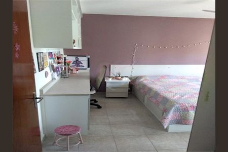 Casa à venda com 3 quartos, 195m² em Vila Galvão, Guarulhos