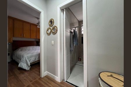 Casa à venda com 70m², 2 quartos e 2 vagas