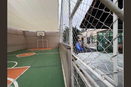 Casa à venda com 70m², 2 quartos e 2 vagas