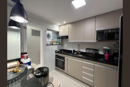 Casa à venda com 70m², 2 quartos e 2 vagas
