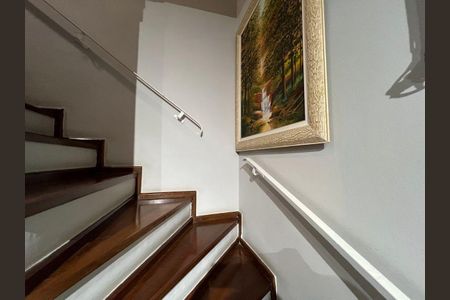 Casa à venda com 70m², 2 quartos e 2 vagas