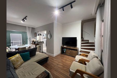 Casa à venda com 70m², 2 quartos e 2 vagas