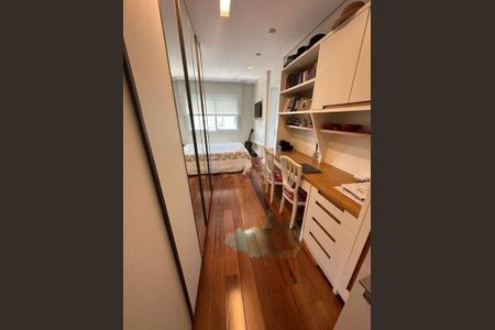 Apartamento à venda com 210m², 4 quartos e 3 vagas