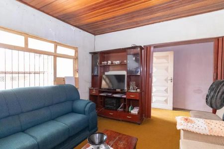 Casa à venda com 7 quartos, 324m² em Vila Marieta, São Paulo