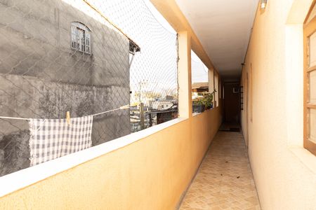 Casa à venda com 350m², 2 quartos e 2 vagasCorredor