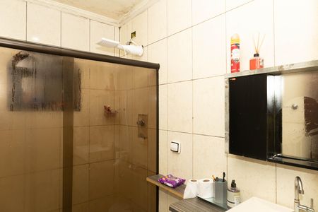 Casa à venda com 350m², 2 quartos e 2 vagasBanheiro