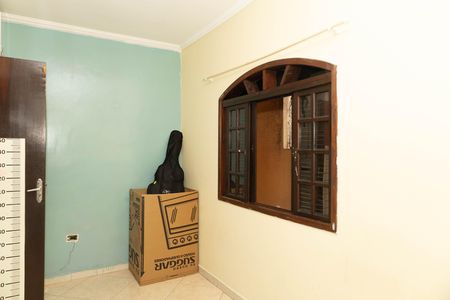 Quarto 2 de casa à venda com 2 quartos, 350m² em Cidade Líder, São Paulo
