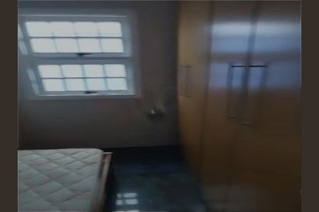 Casa à venda com 4 quartos, 213m² em Vila Santos, São Paulo