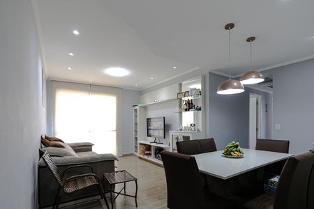 Sala de apartamento para alugar com 3 quartos, 83m² em Jardim Armenia, Mogi das Cruzes