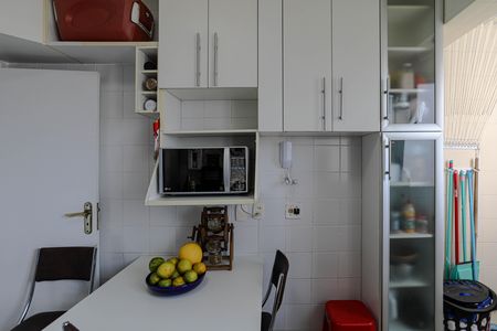 Apartamento para alugar com 83m², 3 quartos e 1 vaga Apartamento para alugar com 83m², 3 quartos e 1 vagaCozinha