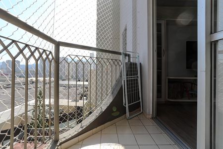 Sacada de apartamento para alugar com 3 quartos, 83m² em Jardim Armenia, Mogi das Cruzes
