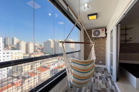 Varanda de kitnet/studio à venda com 1 quarto, 35m² em Cambuci, São Paulo