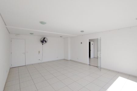 Studio à venda com 35m², 1 quarto e 1 vaga Studio à venda com 35m², 1 quarto e 1 vagaSalão de festas