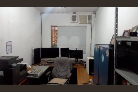 Casa à venda com 125m², 3 quartos e 2 vagas