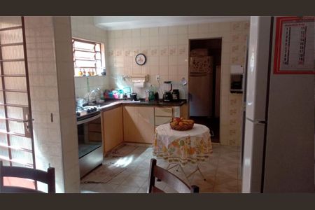 Casa à venda com 125m², 3 quartos e 2 vagas