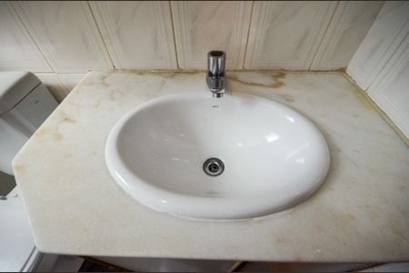 Apartamento à venda com 55m², 2 quartos e 1 vaga Apartamento à venda com 55m², 2 quartos e 1 vagaBanheiro