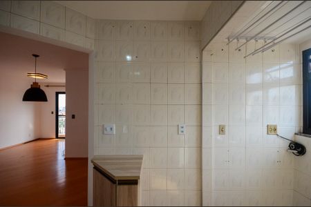 Apartamento à venda com 55m², 2 quartos e 1 vaga Apartamento à venda com 55m², 2 quartos e 1 vagaCozinha