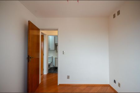 Apartamento à venda com 55m², 2 quartos e 1 vaga Apartamento à venda com 55m², 2 quartos e 1 vagaQuarto 1