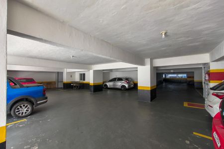 Apartamento para alugar com 46m², 1 quarto e 1 vaga Apartamento para alugar com 46m², 1 quarto e 1 vagaGaragem