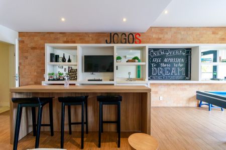 Apartamento para alugar com 38m², 1 quarto e 1 vaga Apartamento para alugar com 38m², 1 quarto e 1 vagaSala de Jogos