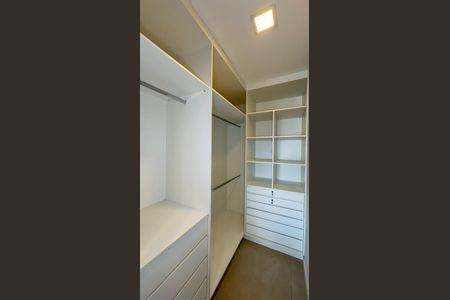 Apartamento para alugar com 38m², 1 quarto e 1 vaga Apartamento para alugar com 38m², 1 quarto e 1 vagaCloset