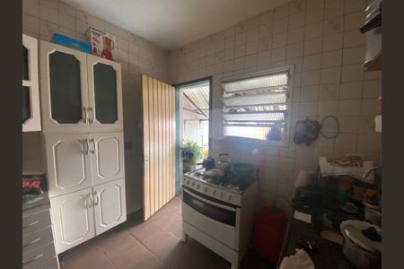 Casa à venda com 3 quartos, 144m² em Vila Gustavo, São Paulo