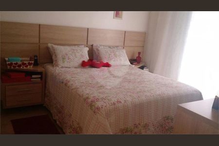 Casa à venda com 3 quartos, 150m² em Vila Barbosa, São Paulo