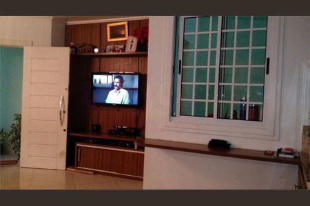 Casa à venda com 3 quartos, 150m² em Vila Barbosa, São Paulo