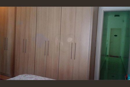 Casa à venda com 3 quartos, 150m² em Vila Barbosa, São Paulo