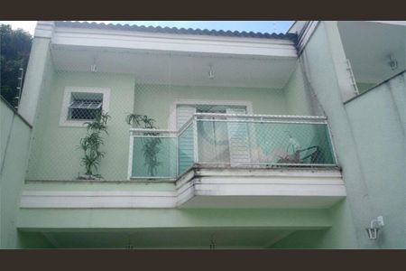 Casa à venda com 150m², 3 quartos e 4 vagas