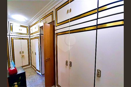 Apartamento à venda com 4 quartos, 240m² em Santana, São Paulo