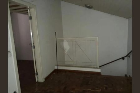 Casa à venda com 4 quartos, 330m² em Jardim do Colegio (Zona Norte), São Paulo