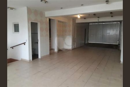 Casa à venda com 4 quartos, 330m² em Jardim do Colegio (Zona Norte), São Paulo